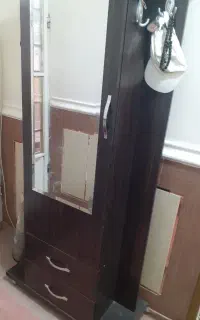 میز و کمد