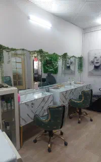 اینه کنسول ارایشگاه در حد