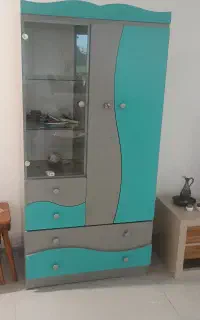 کمد کودک بسیار تمیز