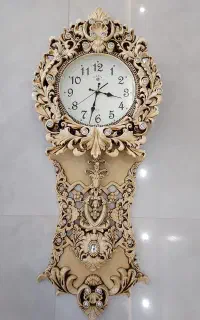 ساعت دیواری طرح کلاسیک
