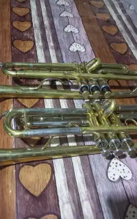 ۴ عدد ترومپت شیپور