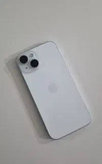 iPhone 15 normal