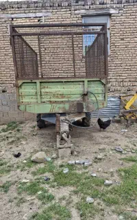 تریلی همراه با باربند