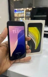 آیفون se2020