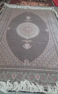 فرش دست بافت ایرانی