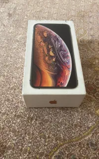 ایفون xs