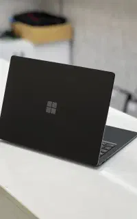 surface laptop 4 مشابه آکبند