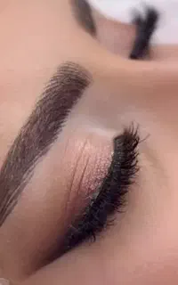 آرایش میکاپ شینیون مو
