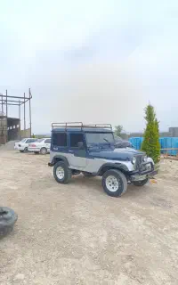 جیپ صحرا