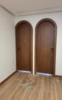 ساخت انواع درب ساختمانی و اداری با قیمت مناسب