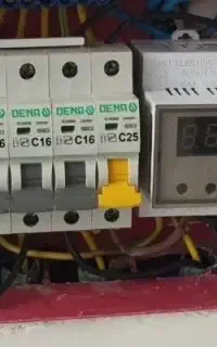 برقکار ساختمان و برق کار صنعتی حضور فوری در محل