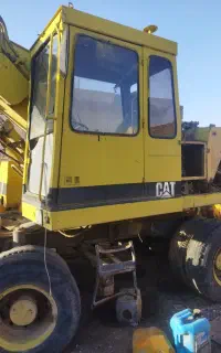 بیل مکانیکی cat206 نیست در جهان