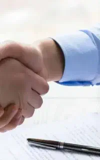 فروشنده تجهیزات آشپزخانه و شیرآلات