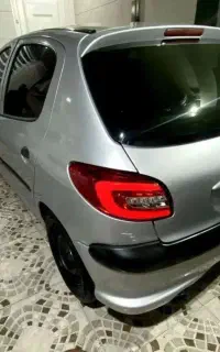 206تیپ2مدل 83در حد معاوضه با۴۰۵