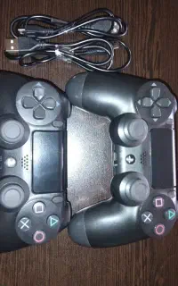 دو عدد دسته PS4