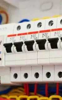 خدمات برق اصفهان صنعت پویا