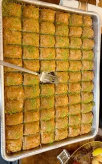 شیرینی و باقلوا