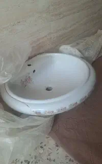 روشویی با پایه