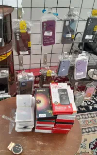 تعدادی گارد و گلس عمده