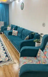 مبل هفت نفره میز ناهار خوری ۴نفره جلو مبلی و۲عسلی
