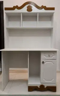 میز تحریر با کتابخانه و کمد