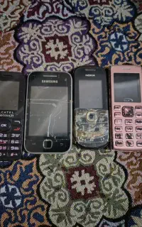 گوشی جی ال ایکس سالم به دونه هم با پاد عوض میکنم