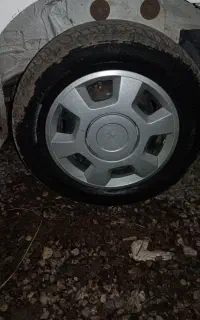 فروش رینگ و لاستیک همراه با قالپاق نو نو و زاپاس