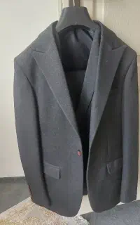 کت و شلوار  jakamen