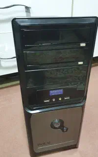 پوسته کیس درحد نو و دو عدد پاور
