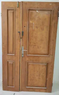 درب ورودی چوبی