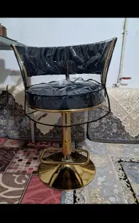 صندلی جکدار طلایی