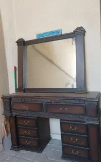آینه و کنسول چوبی