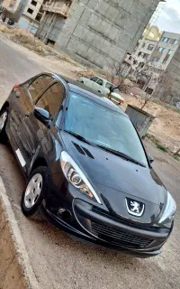 ۲۰۷ پانا ۱۴۰۱ مشکی کم کار