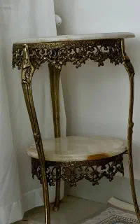 کنار سالنی برنجی