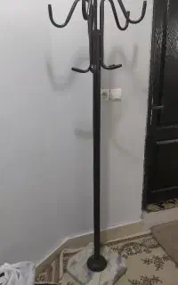 جالباسی ایستاده