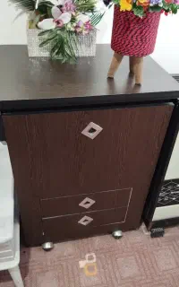 میز خیاطی همراه صندلی فقط ۴۸۰۰