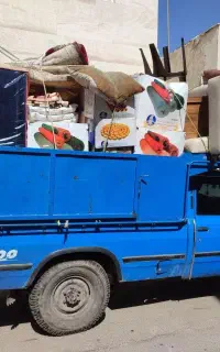 نیسان وانت با کارگر باربری صداقت