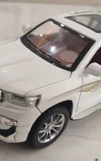 ماکت تویوتا لندکروز و پرادو