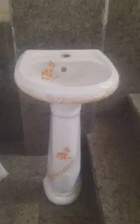 روشویی در حد نو طرح دار