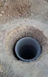 حفاری و مغنی و حفر چاه فاضلاب چاه کن