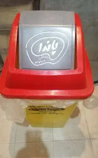 سطل زباله درب دار