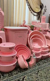 سرویس پلاستیکی آشپزخانه ۱۲۸ پارچه لاولی نو