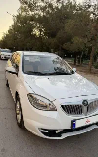 برلیانس ۳۳۰ دستی مدل ۹۵