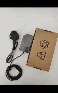 شارژر ۶۵وات سرفیس نو بهمراه کابل عمده