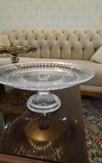 شیرینی خوری و دیس