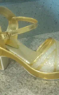 صندل سایز ۳۸