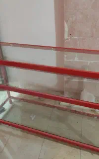 ویترین دوطبقه همراه با شیشه کامل