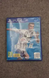 دیسک فیفا ۱۹ برای ps4