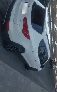 هیوندای مدل۱۴ ایستیسنایی ی کف دست رنگ نیست