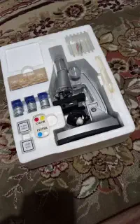 میکروسکوپ دانش آموزی